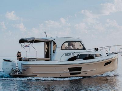 Cabin on H7 - Nelly, a Leidi 800R motorboat at Grad Pula, Croatia