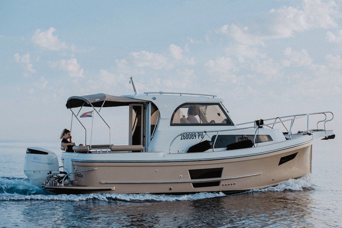 Cabin on H7 - Nelly, a Leidi 800R motorboat at Grad Pula, Croatia