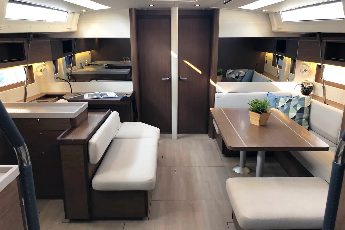 Cabin on Salt Water, a Beneteau Oceanis 51.1 sailboat at Athens, Greece