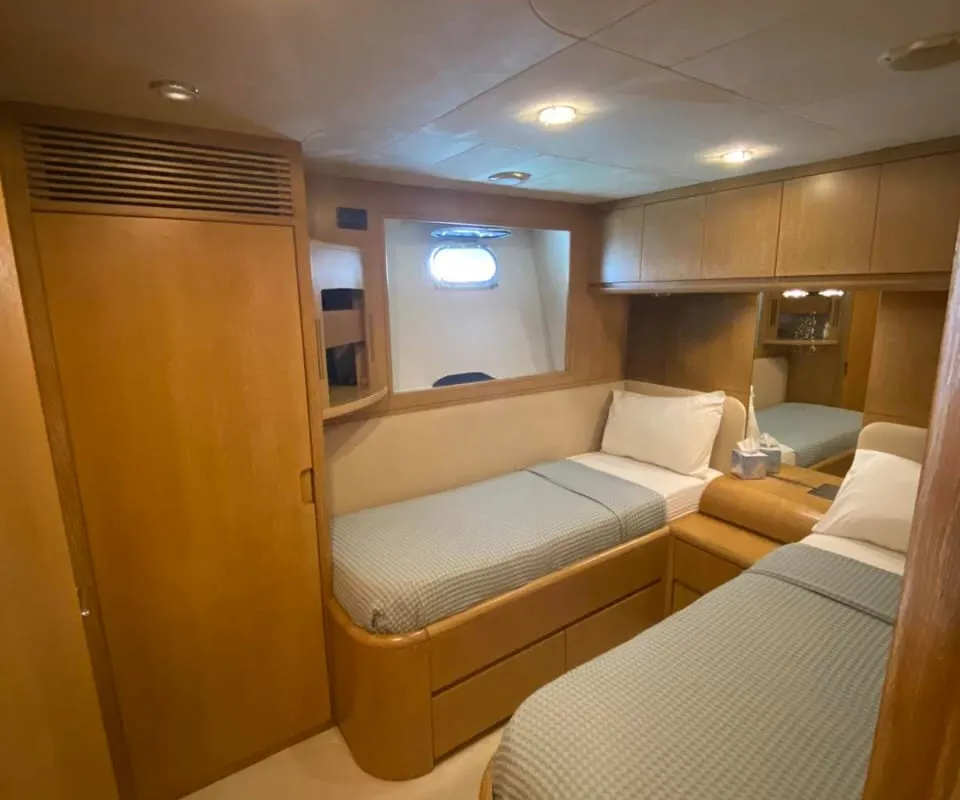 Like A Boss, a Motoryacht Motoryacht yacht at Municipality of Kalamata, Greece