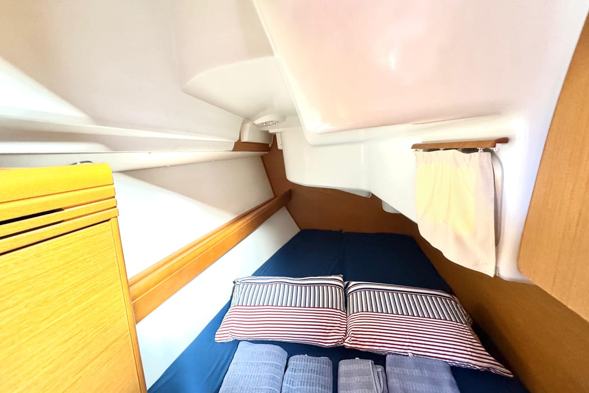 Cabin on Che, a Jeanneau Sun Odyssey 36i sailboat at Fethiye, Turkey