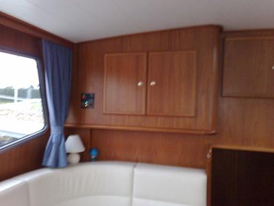 Cabin on Mercurius, a De Drait Advantage 42 motorboat at Heukelum, Netherlands