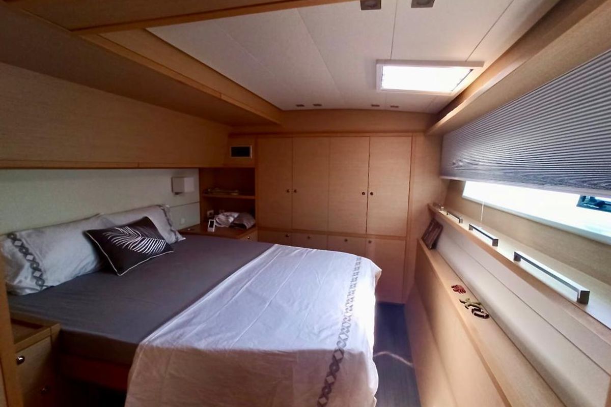 Cabin on Camaron, a Lagoon 620 catamaran at Bodrum, Turkey