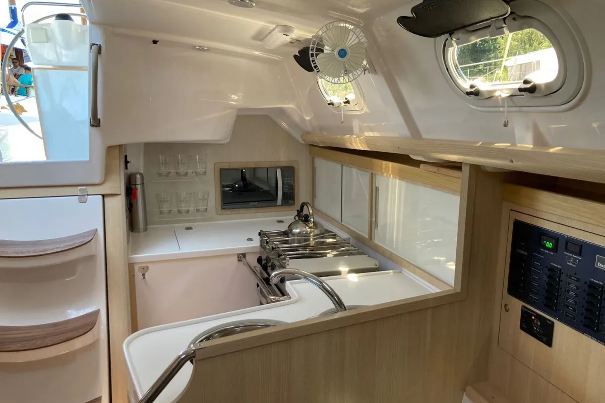 Galley of Damis Jolie, a Delta 365 sailboat at Paraty, Brazil