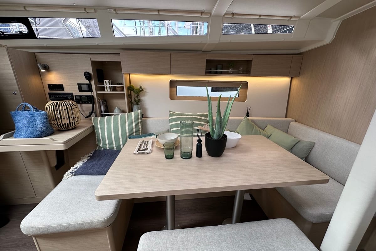 Salon of Aquarius, a Beneteau Oceanis 37.1 sailboat at Olbia, Italy