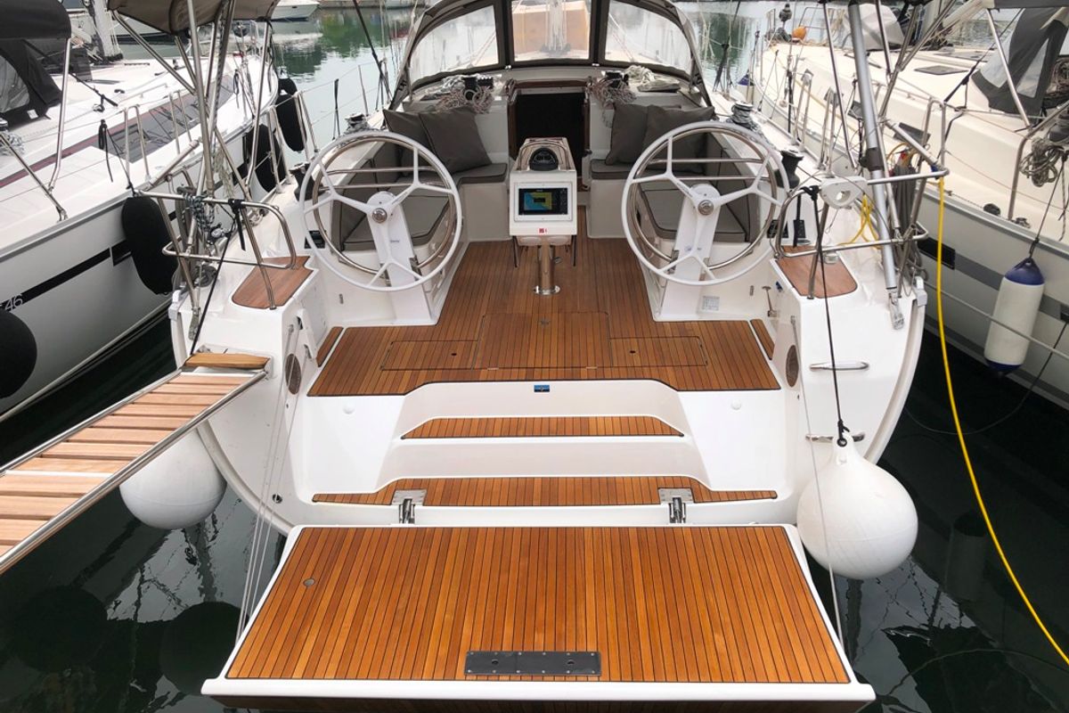 Exterior view of Amore Bavaria 46 Cruiser, a Bavaria 46 Cruiser sailboat at Municipal Unit of Lefkada, Greece