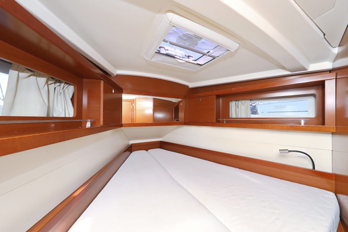Cabin on Hope, a Beneteau Oceanis 41 sailboat at Zadar, Croatia
