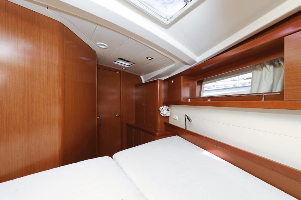 Cabin on Hope, a Beneteau Oceanis 41 sailboat at Zadar, Croatia