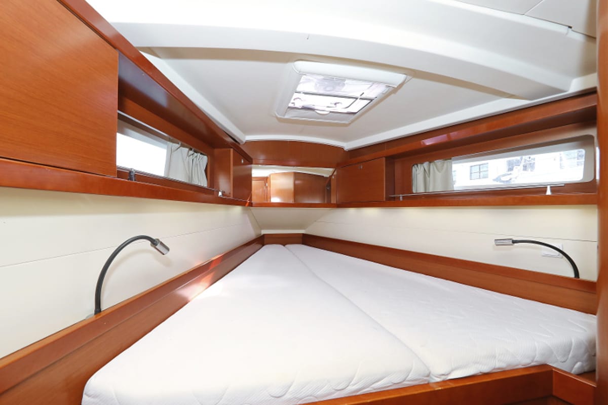 Cabin on Hope, a Beneteau Oceanis 41 sailboat at Zadar, Croatia
