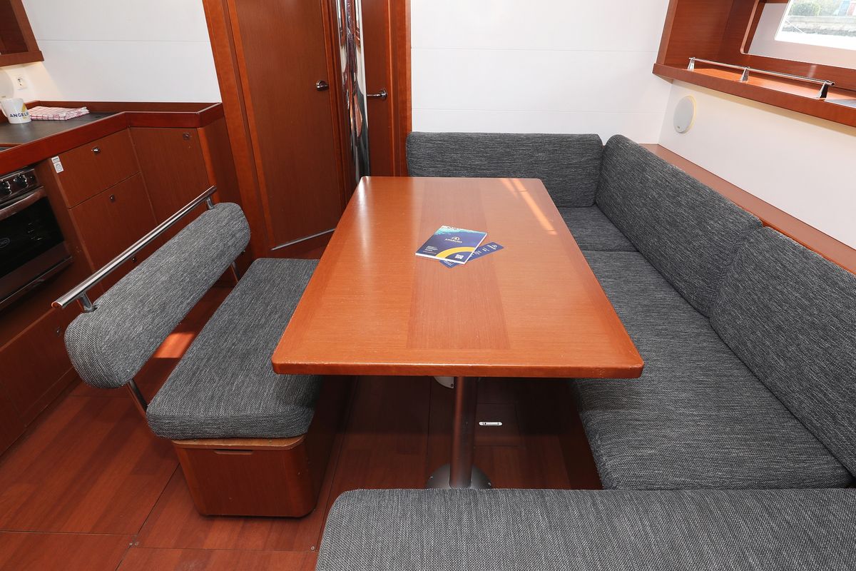 Salon of Zephyra, a Beneteau Oceanis 45 sailboat at Općina Sukošan, Croatia