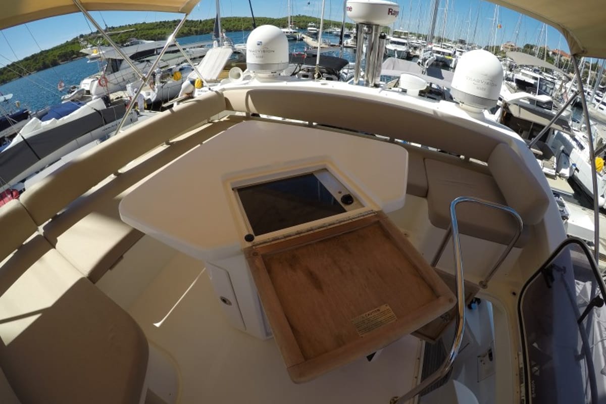 Cockpit of Luma, a Azimut 47 yacht at Grad Šibenik, Croatia
