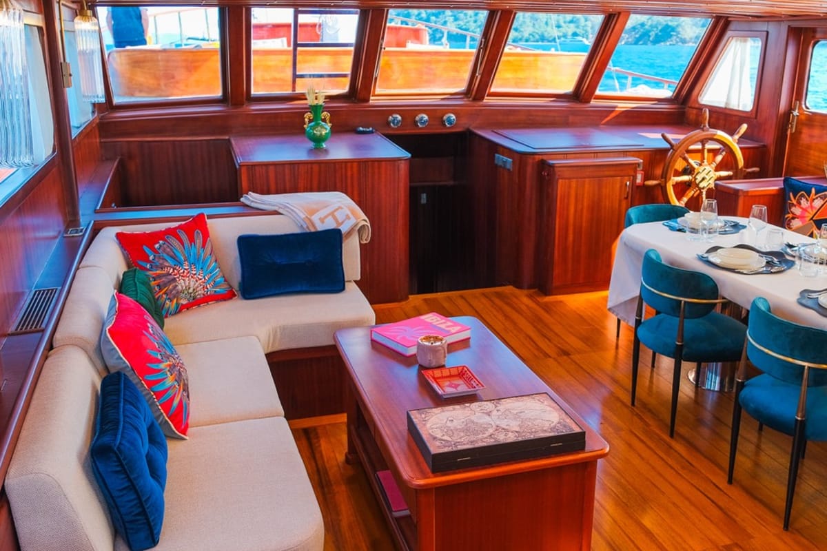 Salon of EYLUL 17, a Gulet Custom built 183 yacht at Bodrum, Turkey