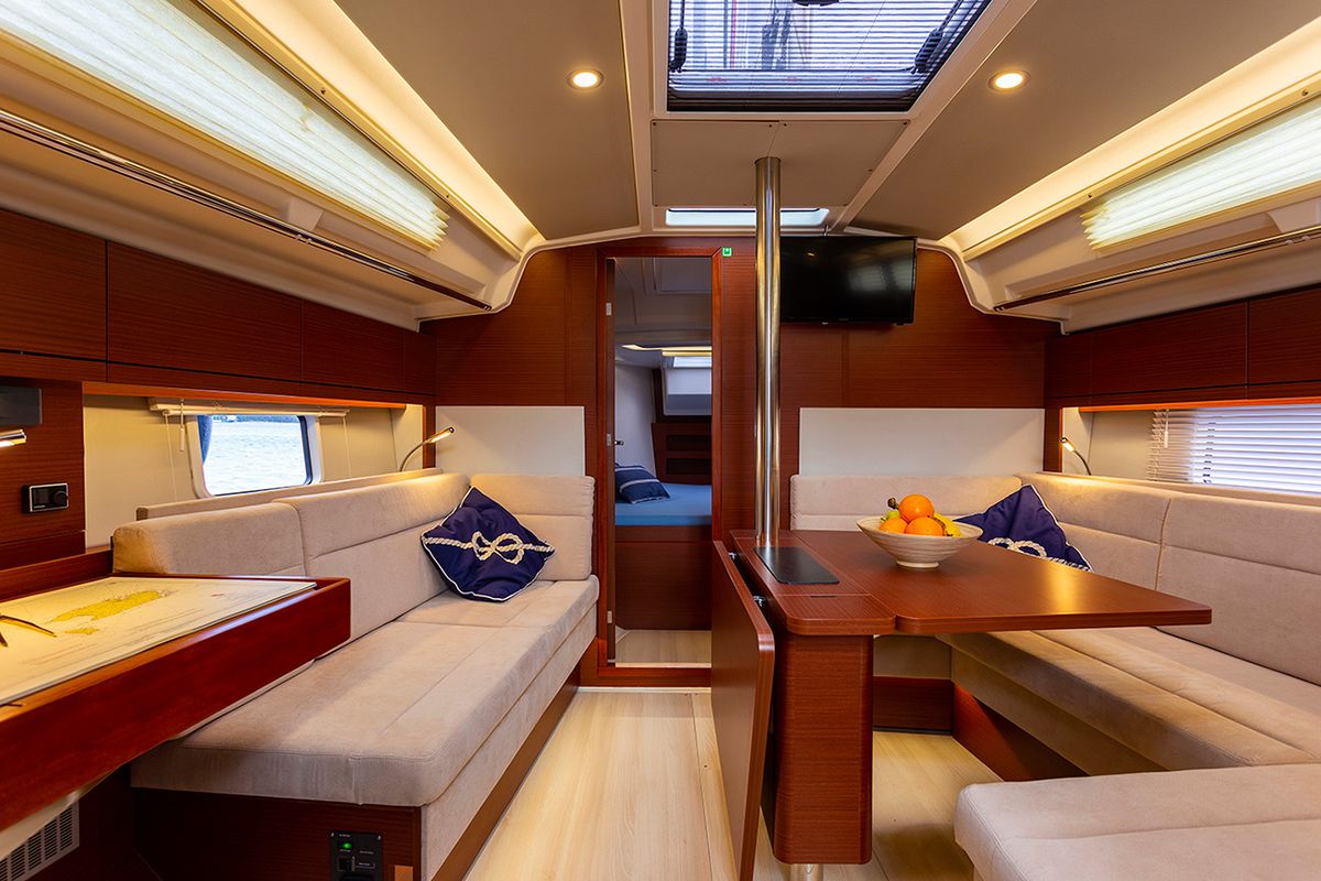 Salon of Themisto, a Hanse Yachts Hanse 418 sailboat at Lavreotiki Municipal Unit, Greece