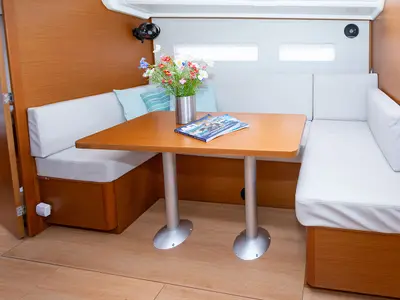 Salon of Oskar, a Jeanneau Sun Odyssey 410 sailboat at Primošten, Croatia