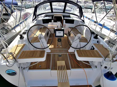 Cockpit of Eva, a Hanse Yachts Hanse 418 sailboat at Općina Sukošan, Croatia