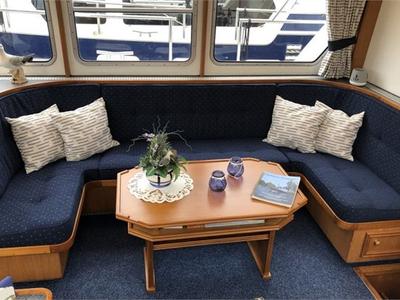 Salon of Ryanne, a De Drait Kotterjacht 13.5 GL motorboat at Woudsend, Netherlands