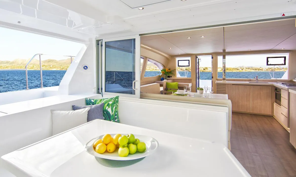 Salon of Moorings 4000/3 Club, a Leopard 40 catamaran at Općina Marina, Croatia