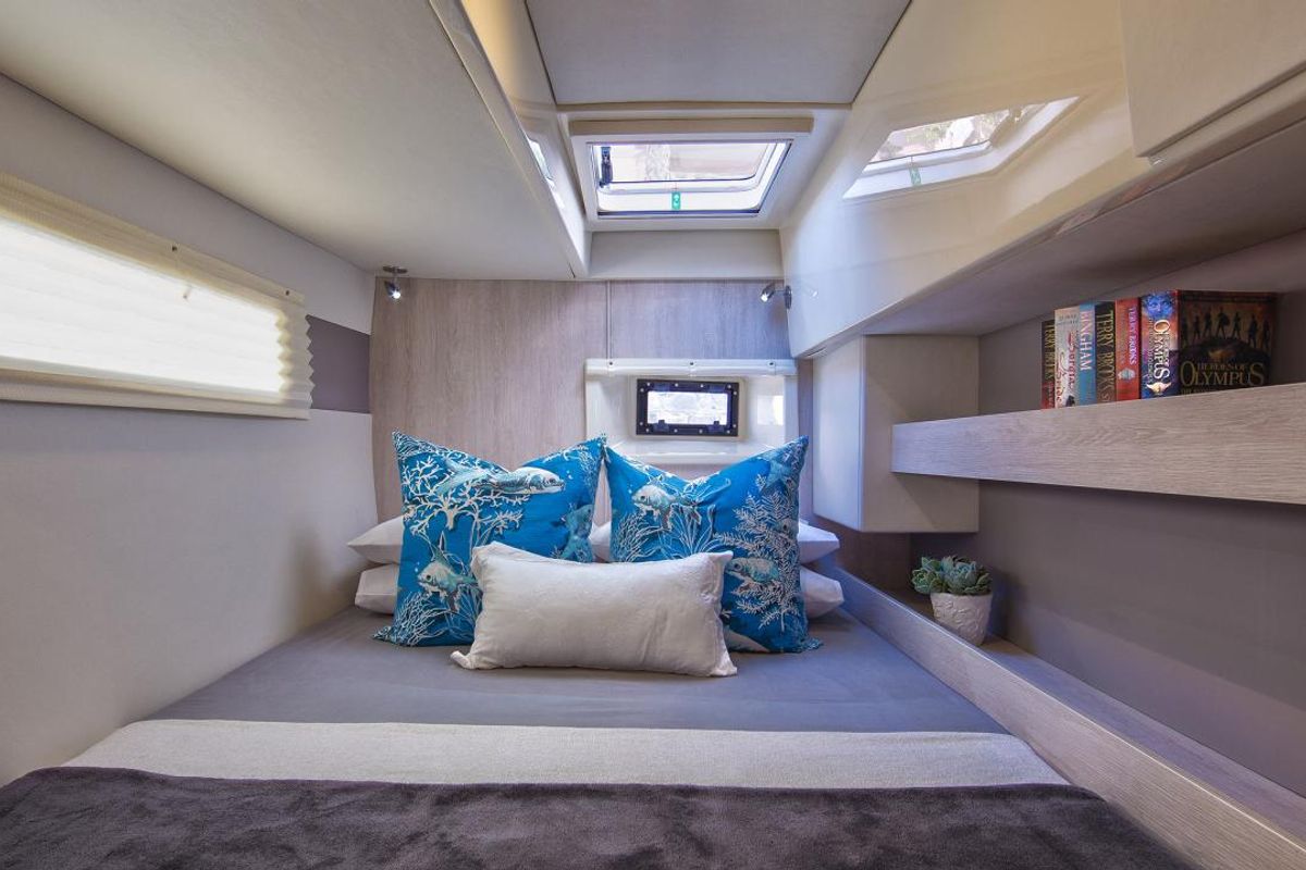 Cabin on Moorings 4000/3 Club, a Leopard 40 catamaran at Općina Marina, Croatia