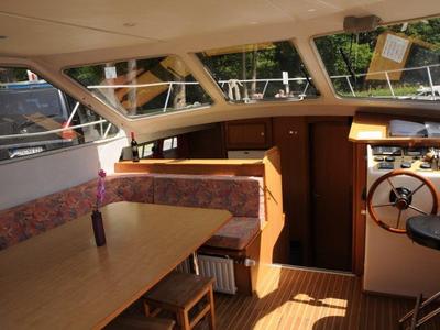 Salon of Athene, a Gulet Tarpon 42 N motorboat at Lübz, Germany