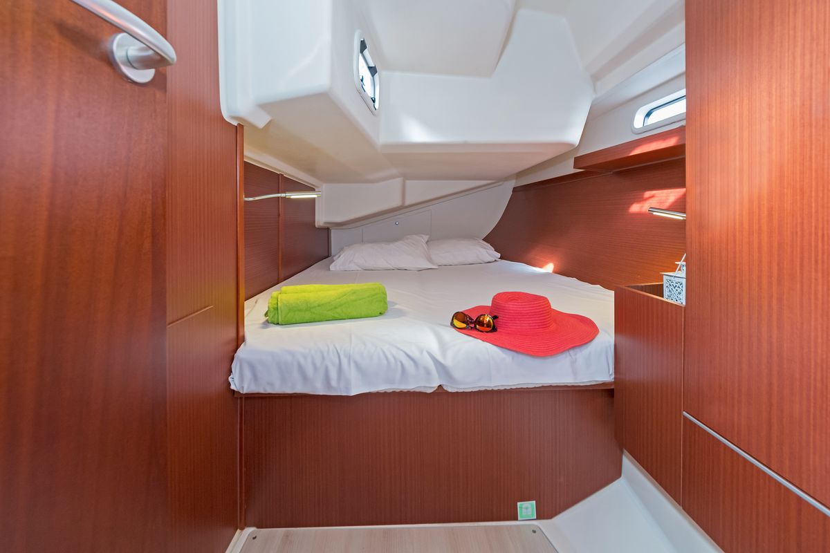 Cabin on Kuro Siwo, a Hanse Yachts Hanse 415 sailboat at Municipal Unit of Rhodes, Greece