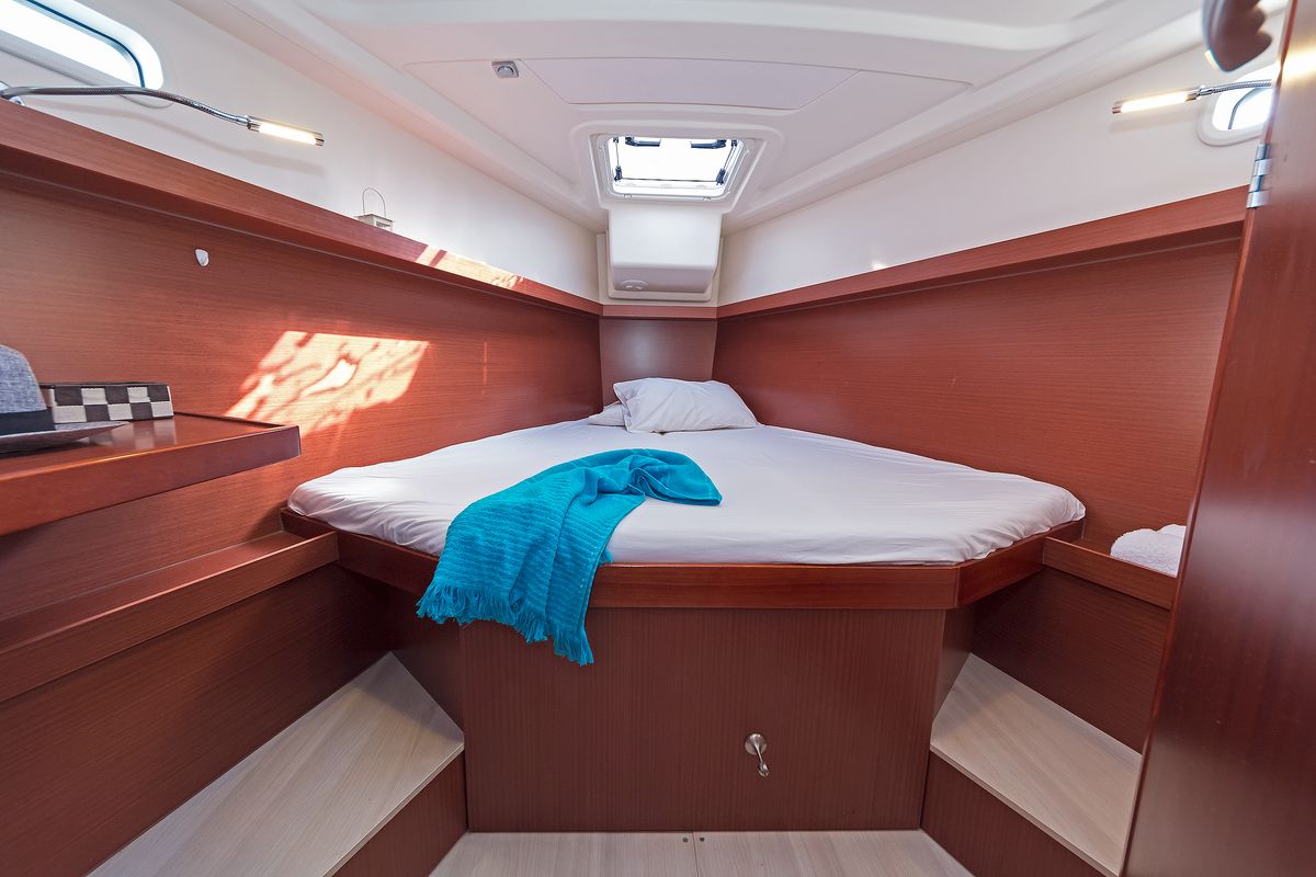 Cabin on Kuro Siwo, a Hanse Yachts Hanse 415 sailboat at Municipal Unit of Rhodes, Greece