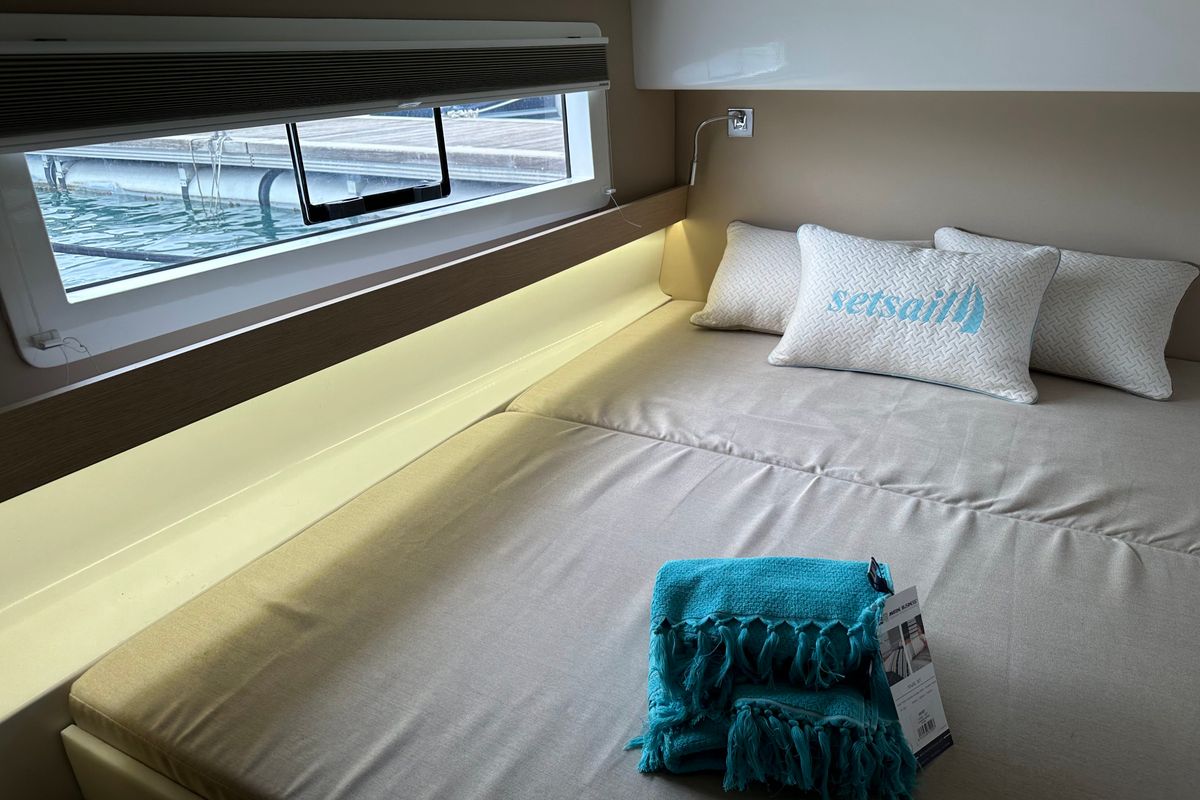 Cabin on Manalua, a Aventura Catamarans Aventura 37 catamaran at Valencia, Spain