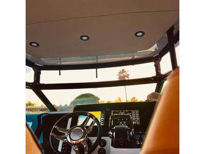 Cockpit of Amelia, a Saxdor Yachts Saxdor 320 GTO motorboat at Municipality of Kalamata, Greece