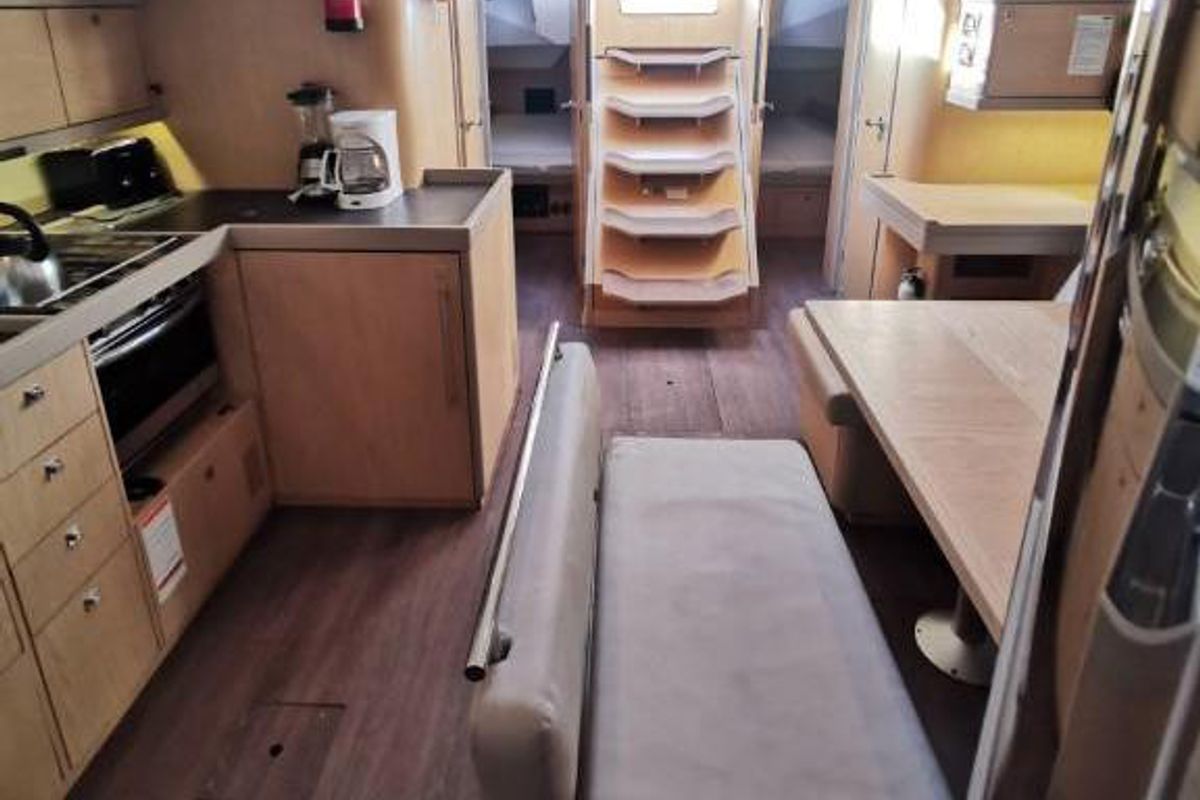 Salon of Jada, a Beneteau Oceanis 48 sailboat at Road Town, British Virgin Islands