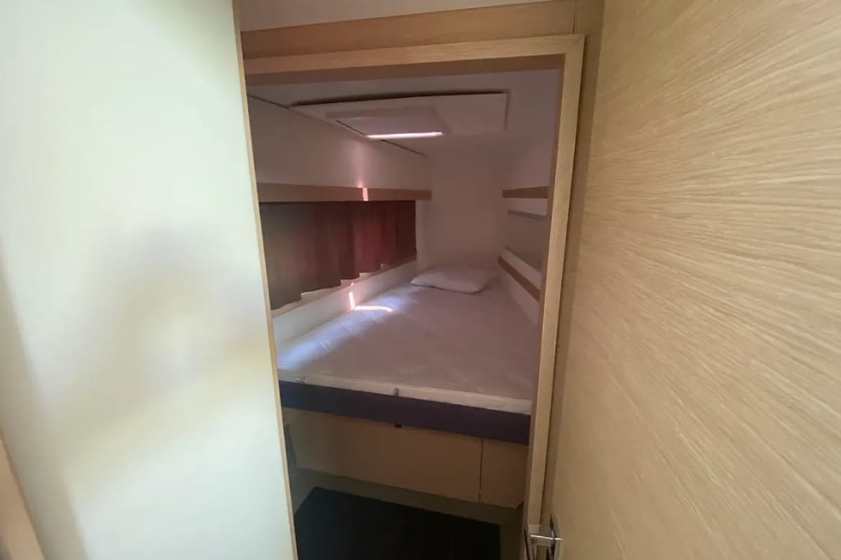 Cabin on Elia, a Fountaine Pajot Isla 40 catamaran at Municipal Unit of Lefkada, Greece