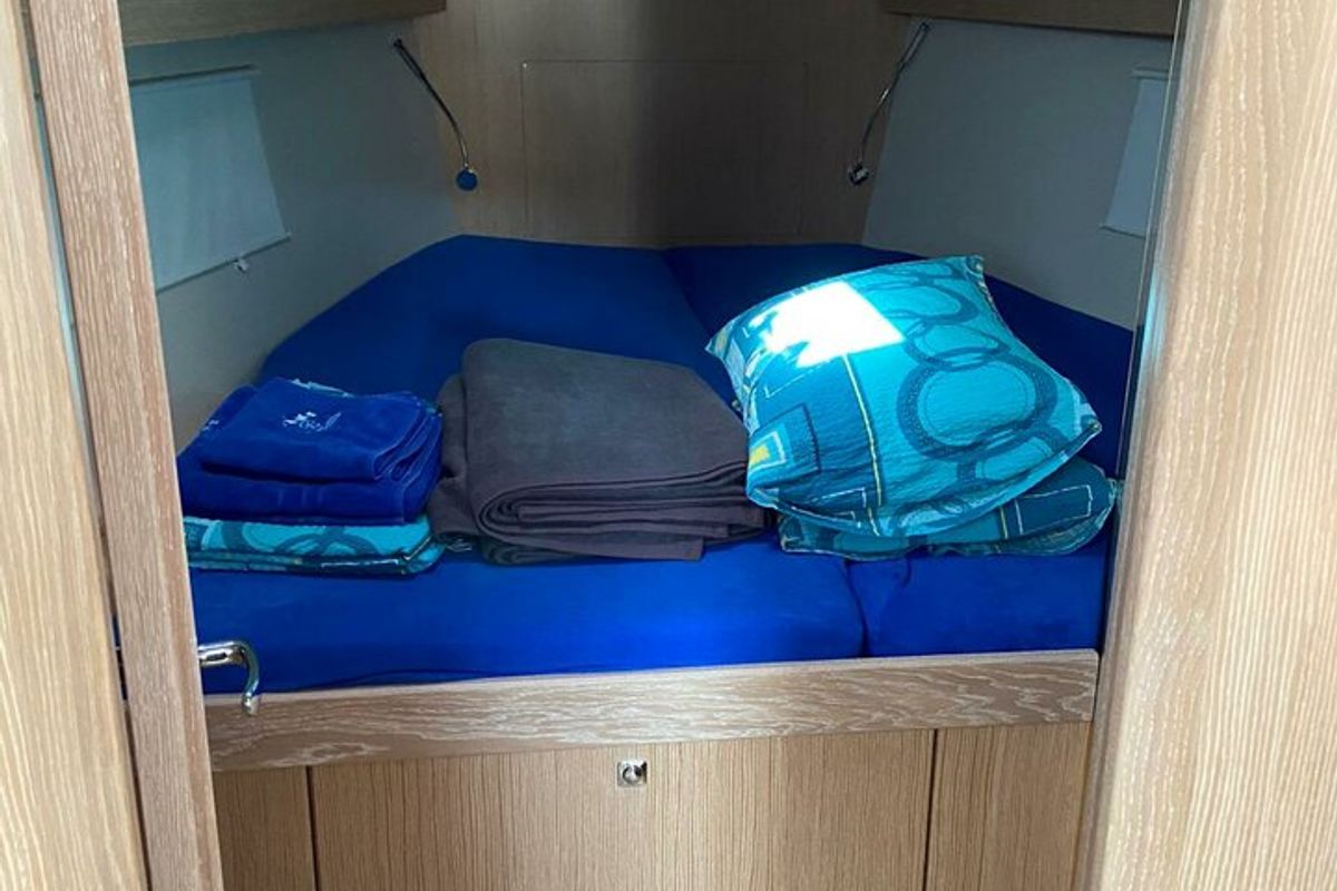 Cabin on Seawave, a Bavaria C42 sailboat at Općina Vrsar, Croatia
