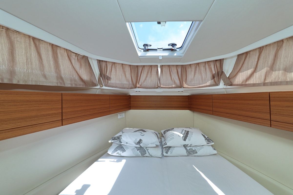 Cabin on Mozart, a Greenline 33 yacht at Pirovac, Croatia