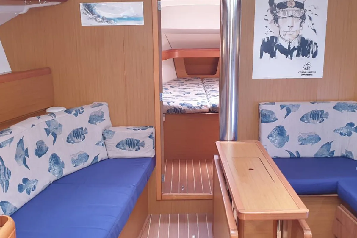 Salon of No Mad, a Jeanneau Sun Odyssey 42 i sailboat at Alameda, United States