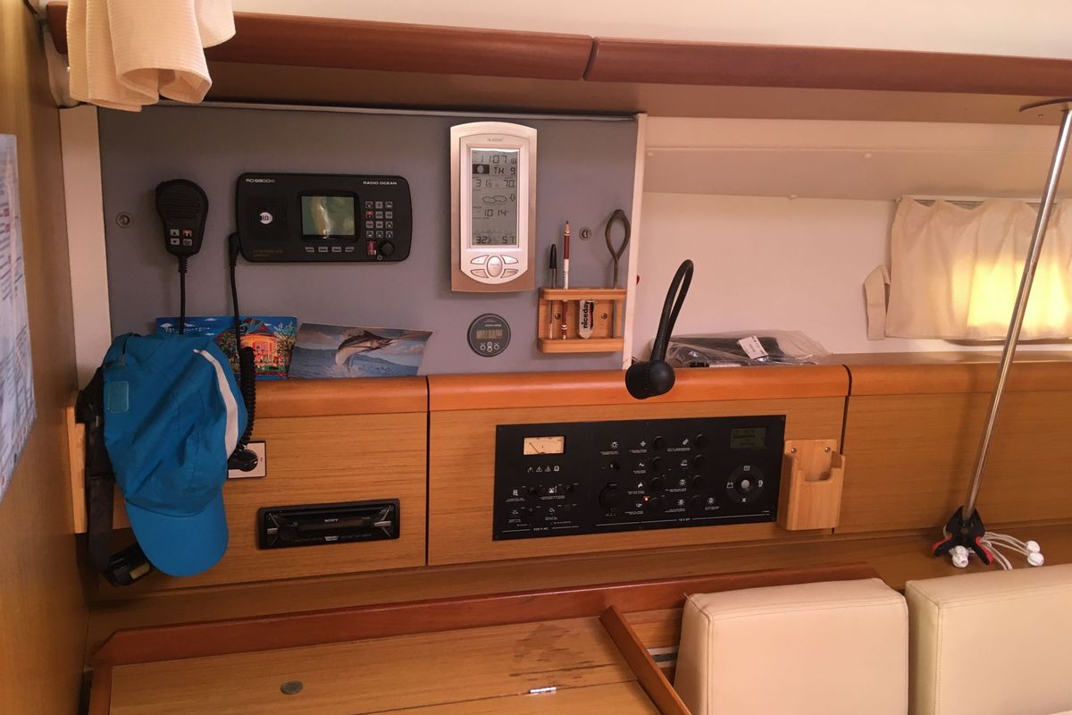 No Mad, a Jeanneau Sun Odyssey 42 i sailboat at Alameda, United States