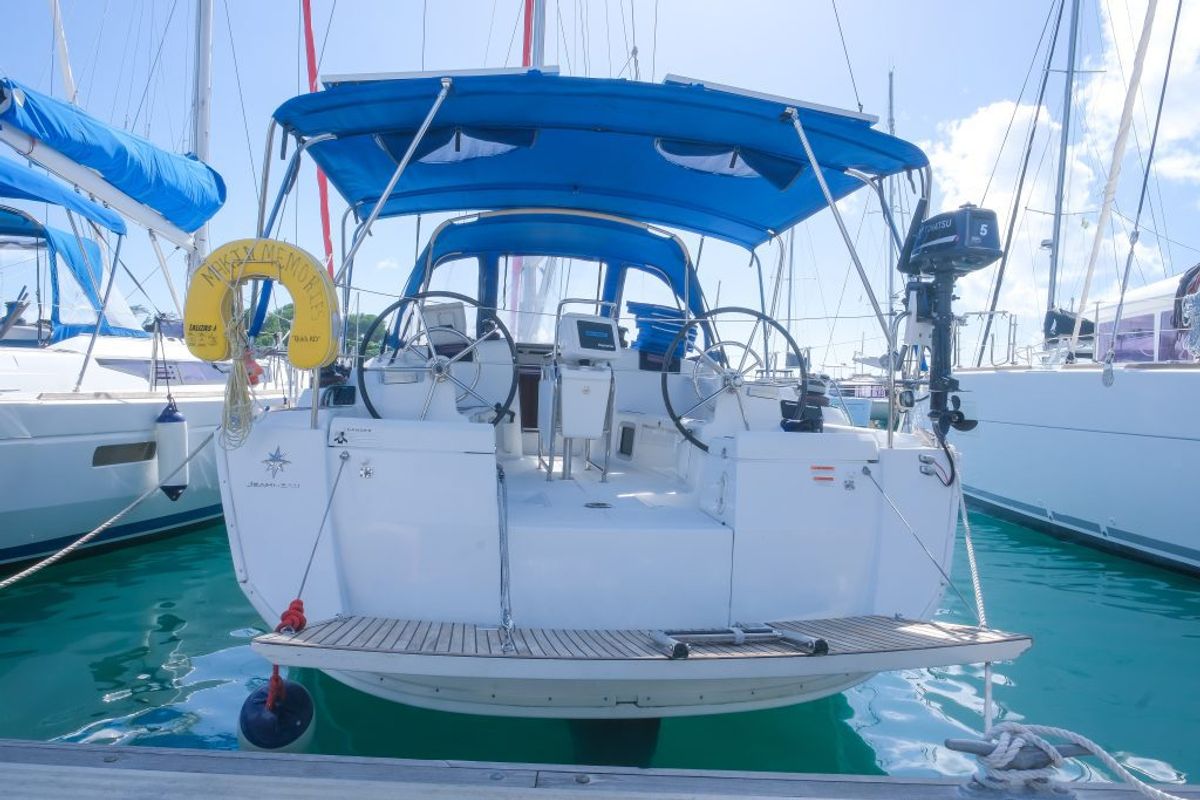Makin Memories, a Jeanneau Sun Odyssey 419 sailboat at Ribishi, Saint Vincent and the Grenadines