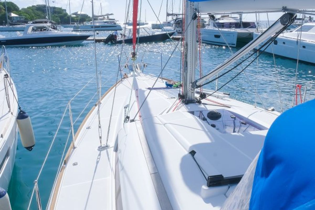 Makin Memories, a Jeanneau Sun Odyssey 419 sailboat at Ribishi, Saint Vincent and the Grenadines