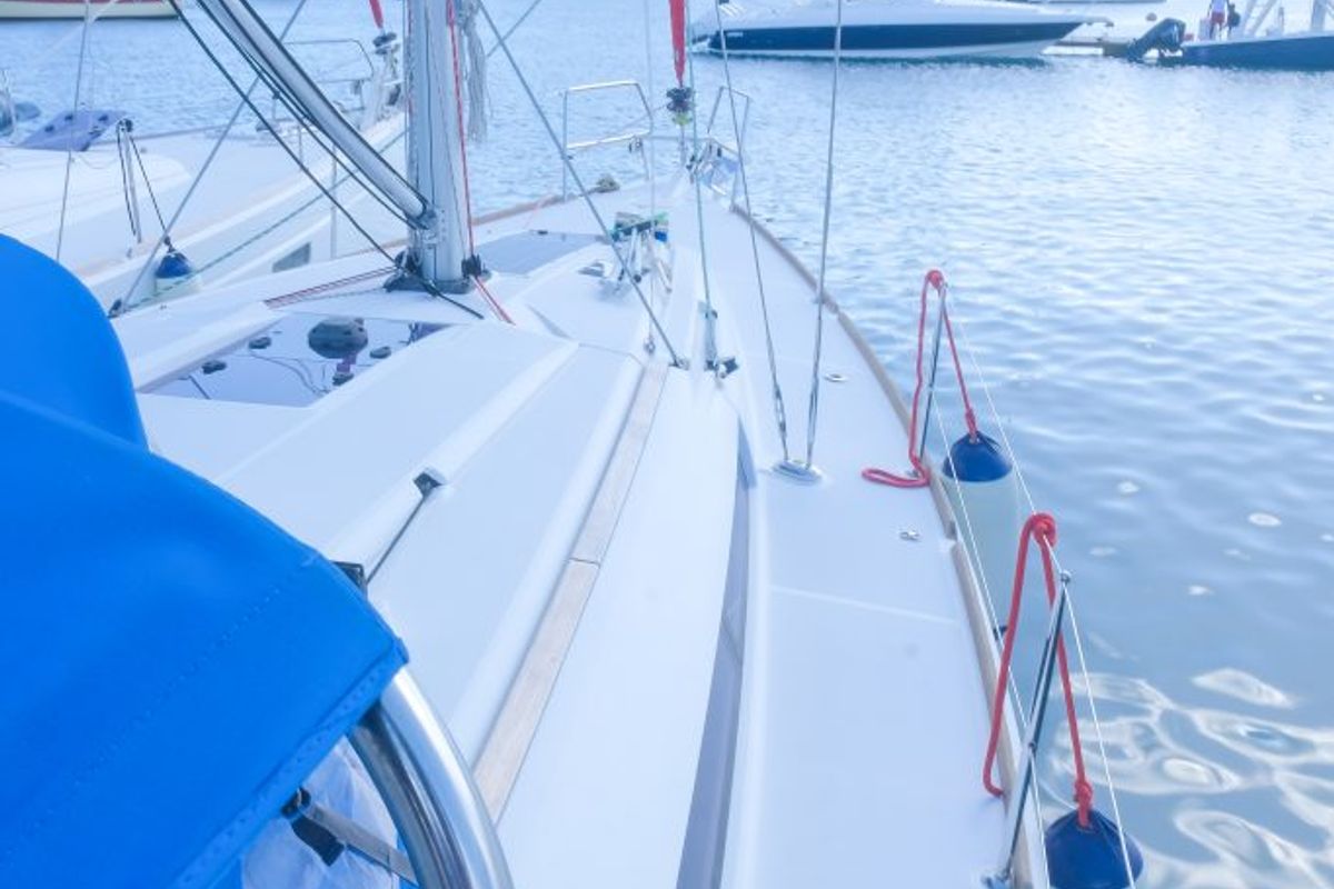 Makin Memories, a Jeanneau Sun Odyssey 419 sailboat at Ribishi, Saint Vincent and the Grenadines