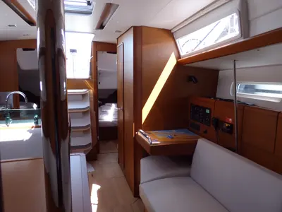 Salon of Vacskamati, a Jeanneau Sun Odyssey 389 sailboat at Grad Kaštela, Croatia