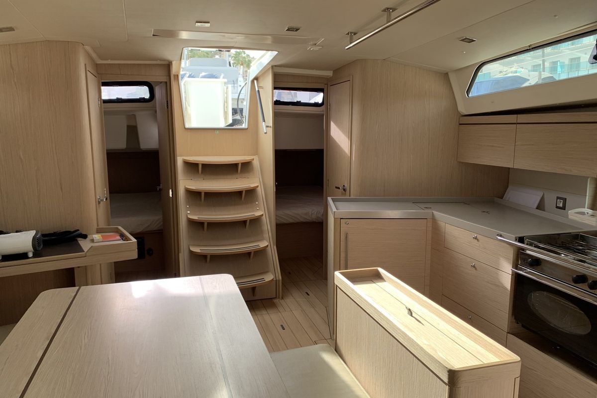 Salon of Maracuya, a Beneteau Oceanis 46.1 sailboat at Cala Egos, Spain