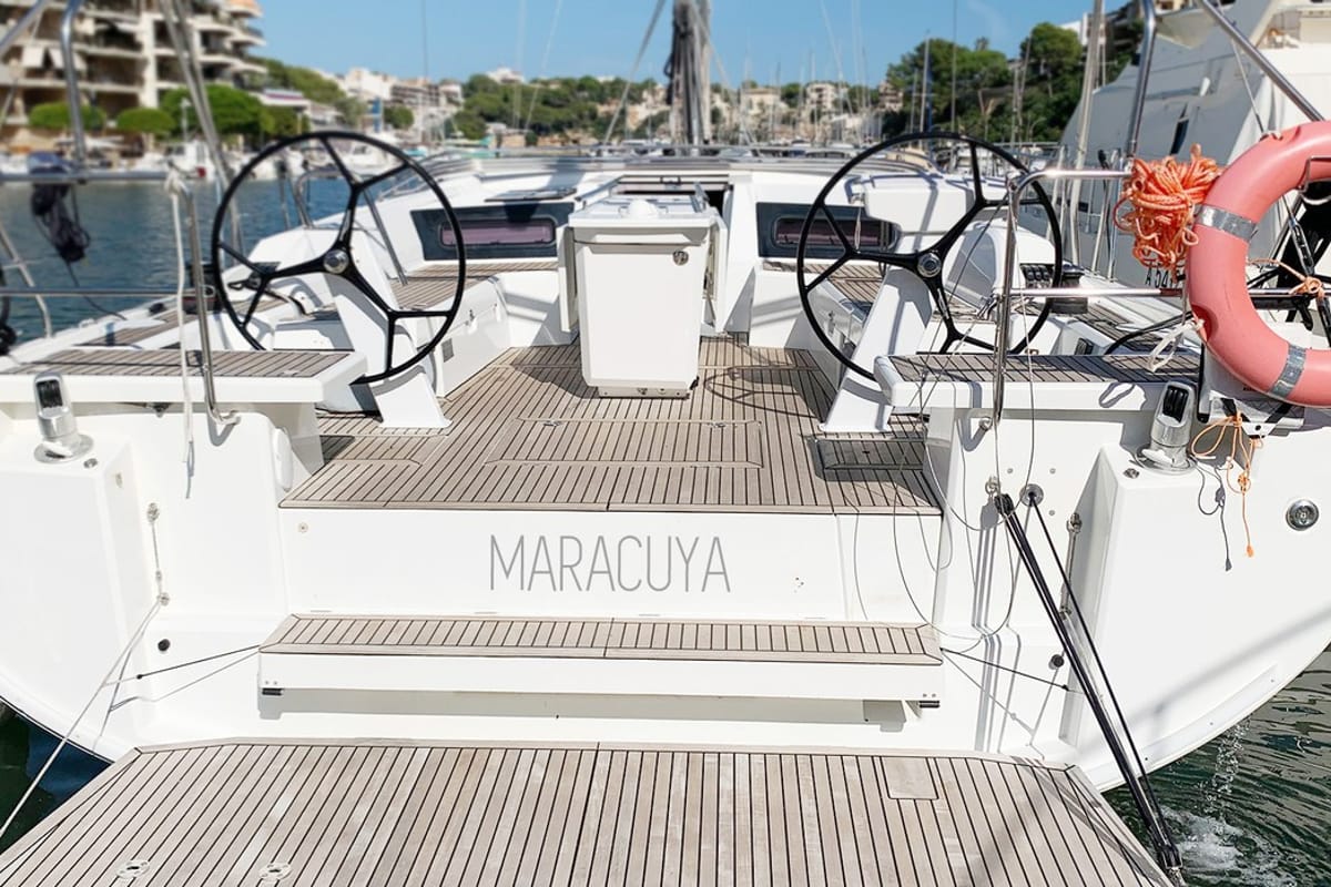 Deck of Maracuya, a Beneteau Oceanis 46.1 sailboat at Cala Egos, Spain