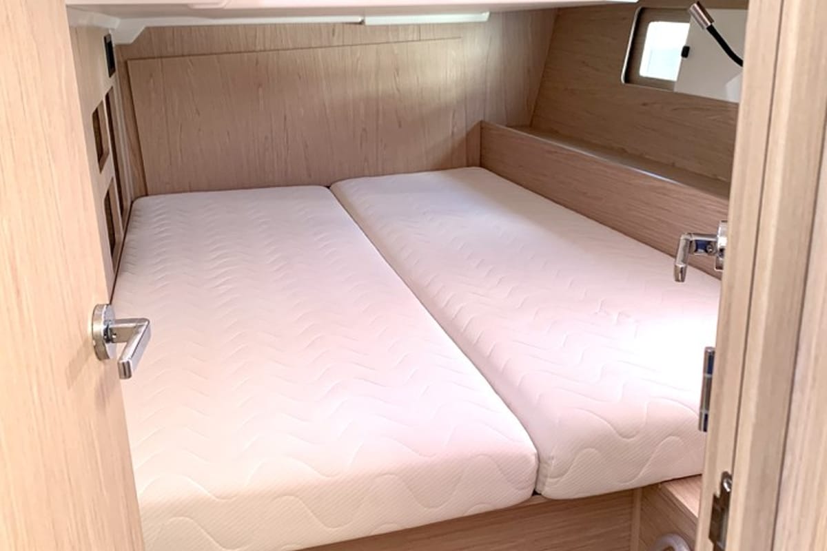 Cabin on Maracuya, a Beneteau Oceanis 46.1 sailboat at Cala Egos, Spain