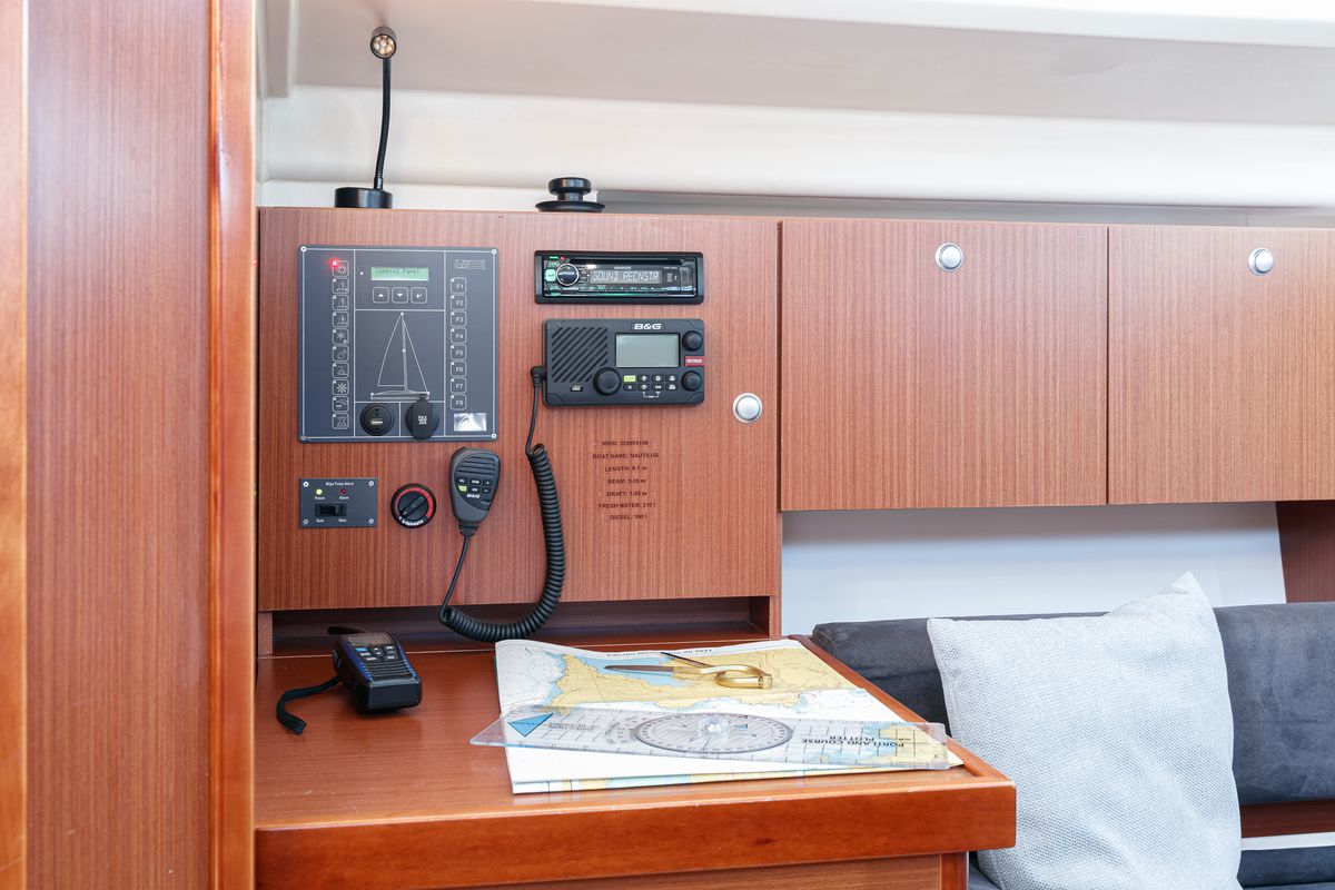 Nautilus, a Hanse Yachts Hanse 315 sailboat at Baiona, Spain
