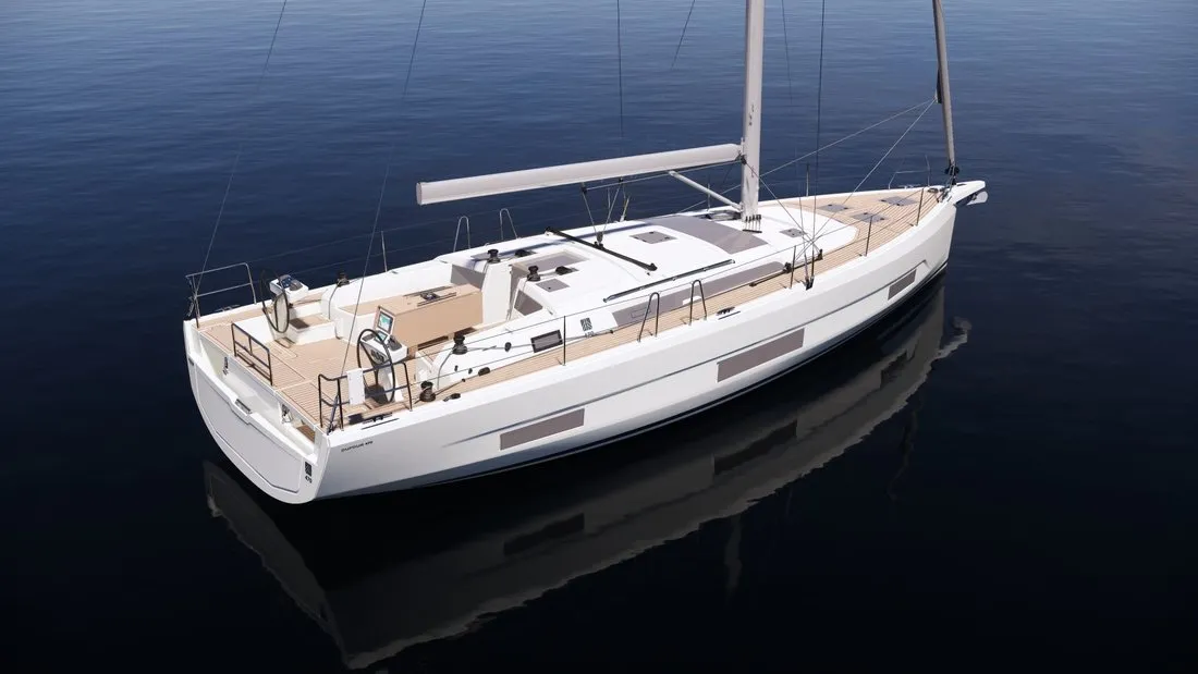 Exterior view of Perla, a Dufour 470 sailboat at Tonnarella, Italy