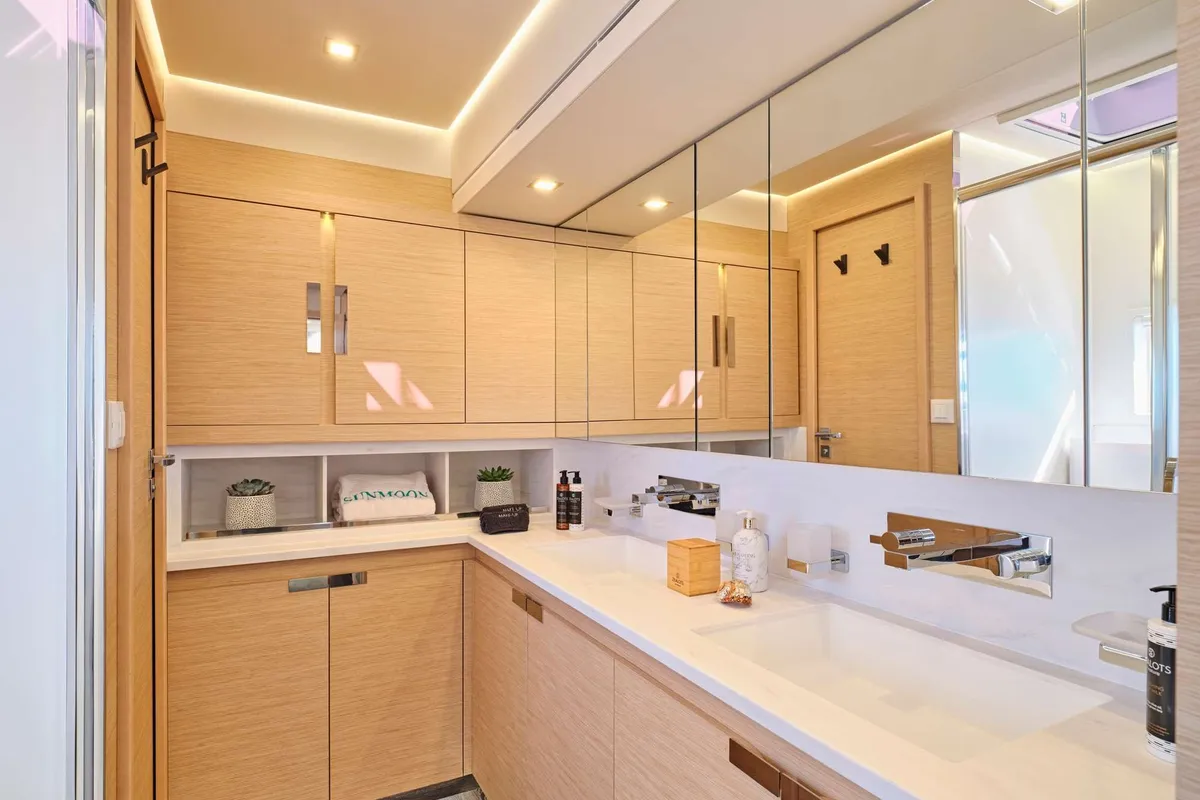 Sunmoon, a Fountaine Pajot Alegria 67 catamaran at Municipal Unit of Nea Peramos, Greece