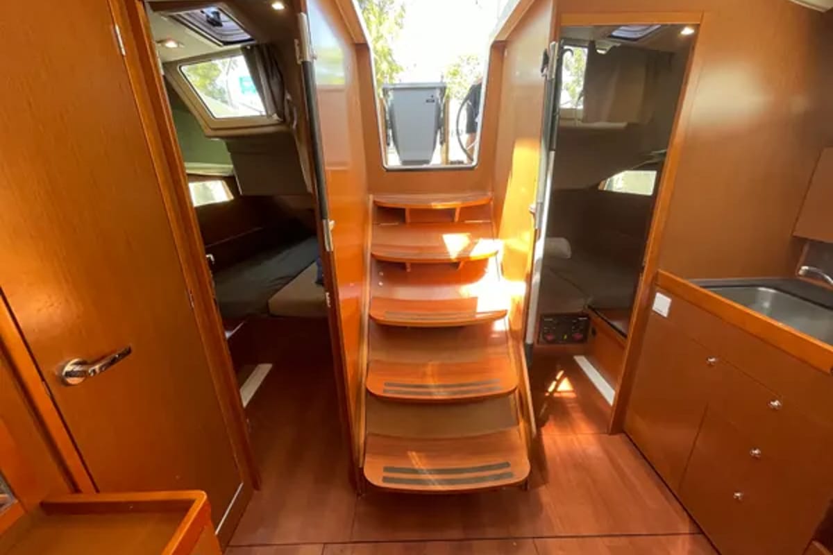 Salon of Black Lion, a Beneteau Oceanis 41.1 sailboat at Municipal Unit of Ellomenos, Greece