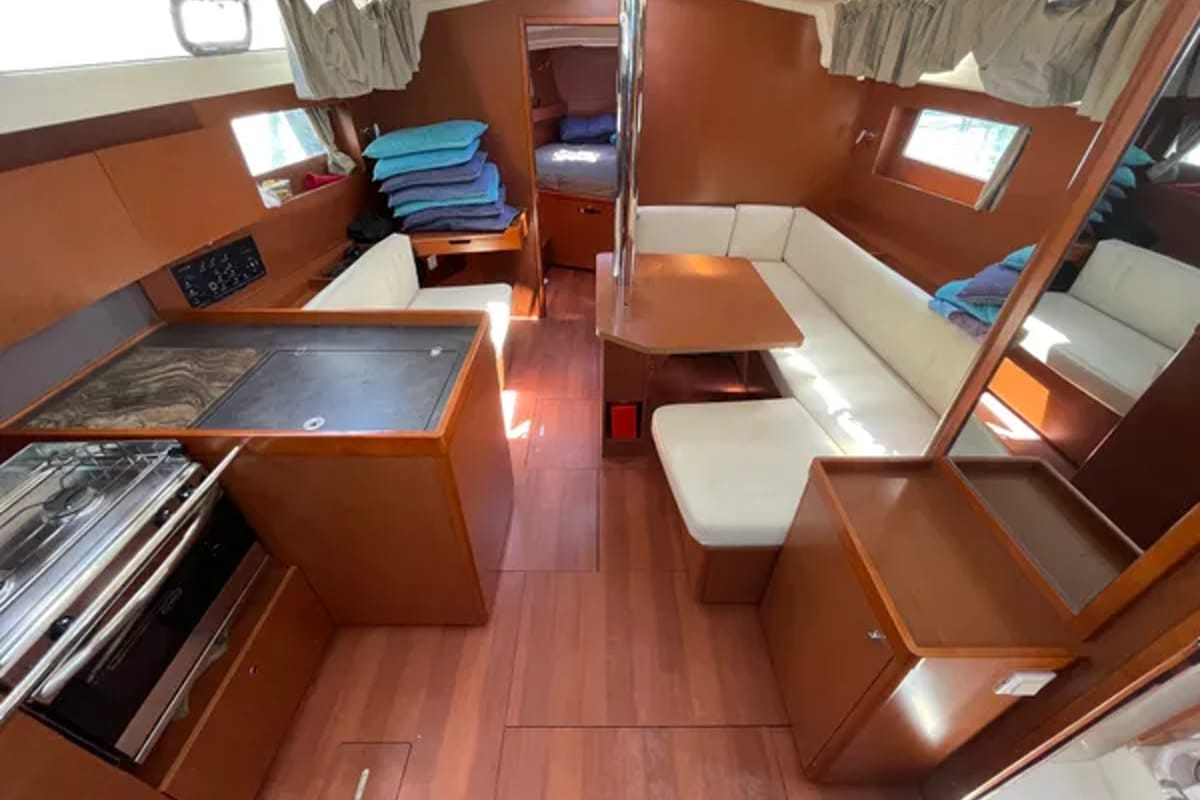 Salon of Black Lion, a Beneteau Oceanis 41.1 sailboat at Municipal Unit of Ellomenos, Greece