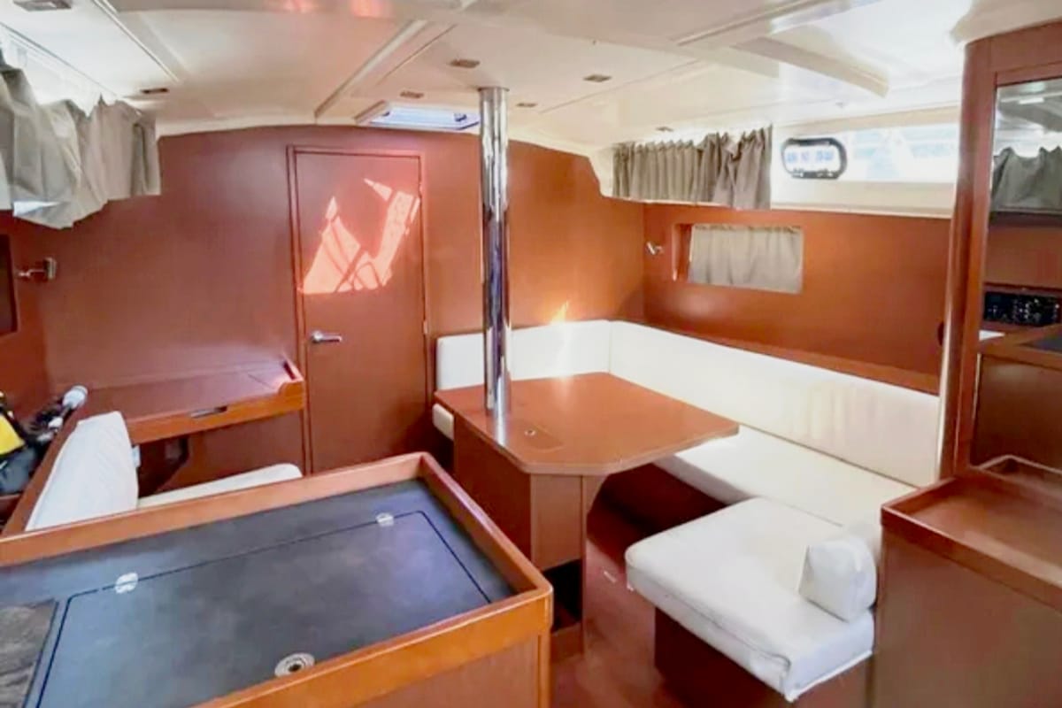 Salon of Black Lion, a Beneteau Oceanis 41.1 sailboat at Municipal Unit of Ellomenos, Greece