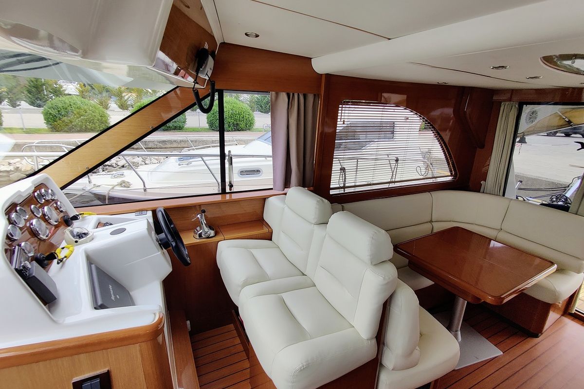 Salon of Ardea, a Beneteau Antares 13,80 yacht at Općina Sukošan, Croatia