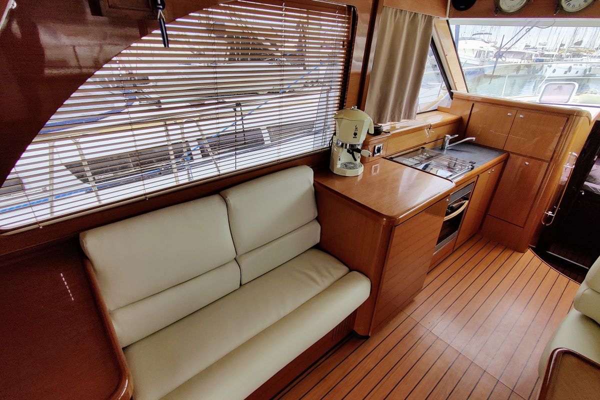 Salon of Ardea, a Beneteau Antares 13,80 yacht at Općina Sukošan, Croatia