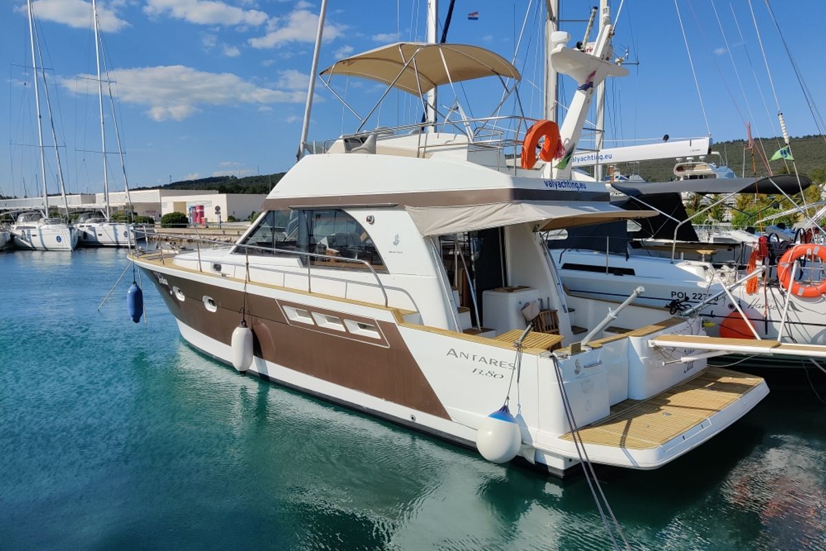Exterior view of Ardea, a Beneteau Antares 13,80 yacht at Općina Sukošan, Croatia
