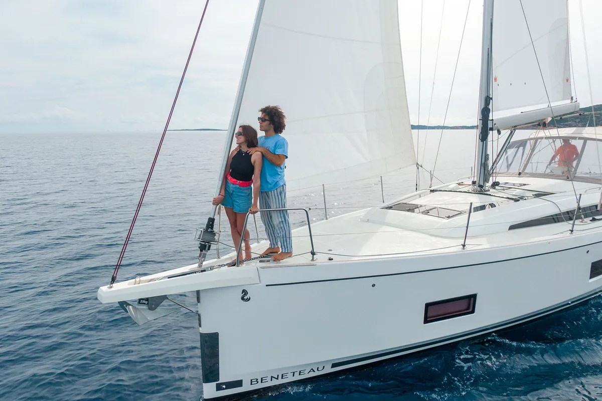 Circe, a Beneteau Oceanis 46.1 sailboat at Cannigione, Italy